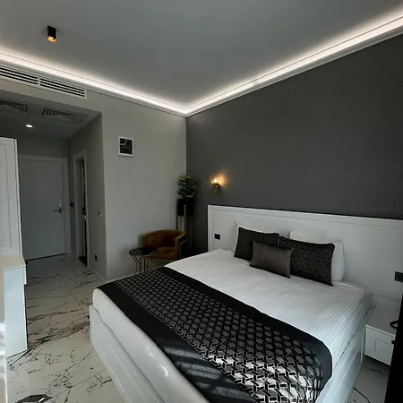 Park Milano Hotel İzmir